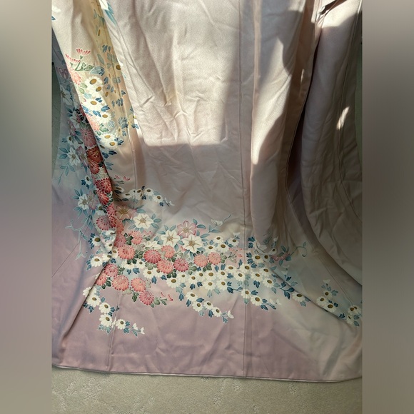 Beautiful Vintage Purple Lavender Lilac Kimono Japan Floral Gold Flowers Wafu - Picture 3 of 15